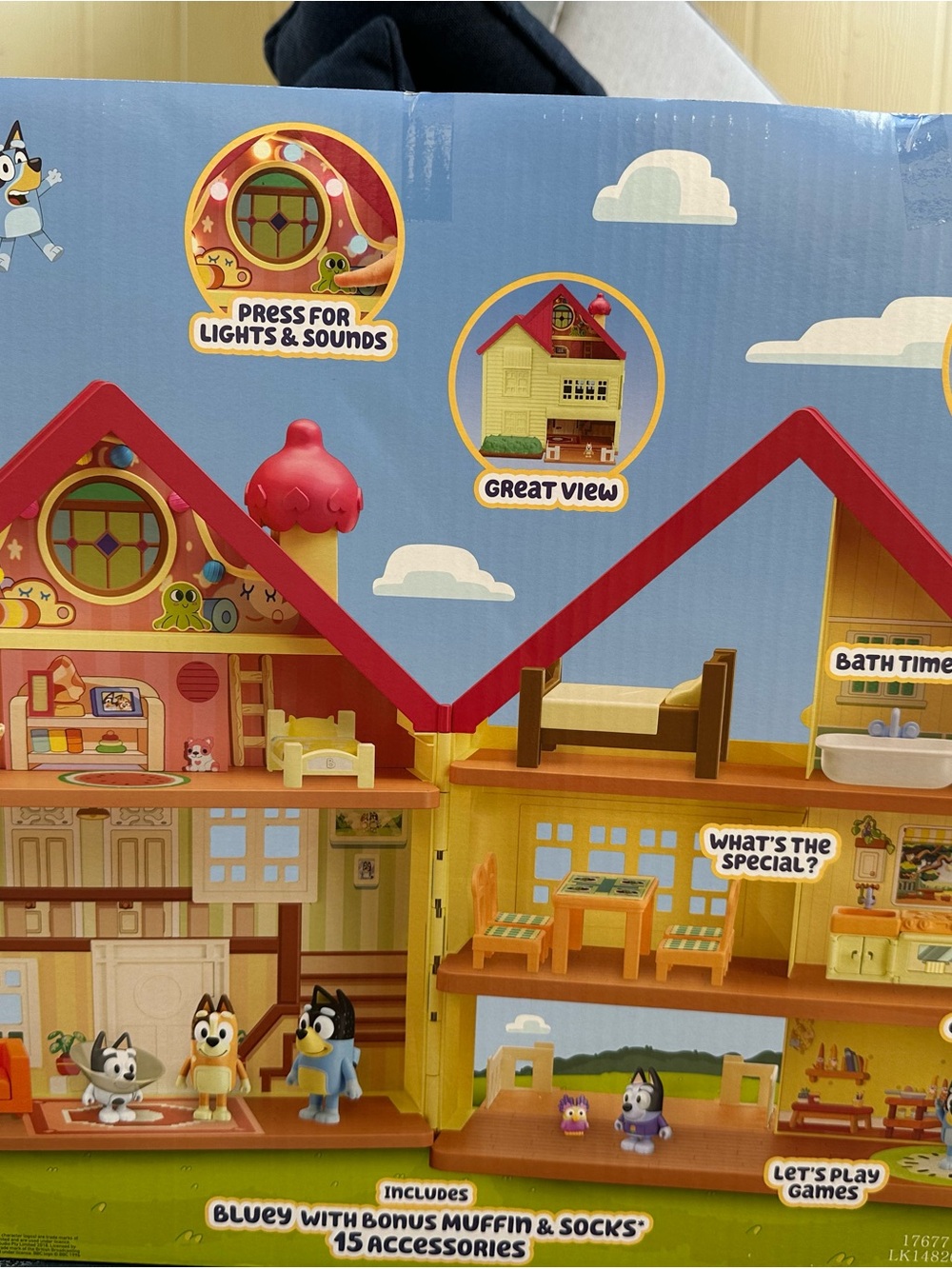 Toys for kids, Bluey Playhouse Family Dollhouse Toy Set